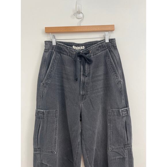 Snacks! By MOTHER The Munchie Ankle Barrel Slouchy Utility Jeans Black - Size 27 - Picture 4 of 12